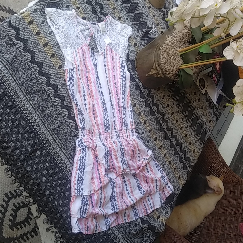 Beautiful Ella Moss dress 12 girls ruffles & lace!